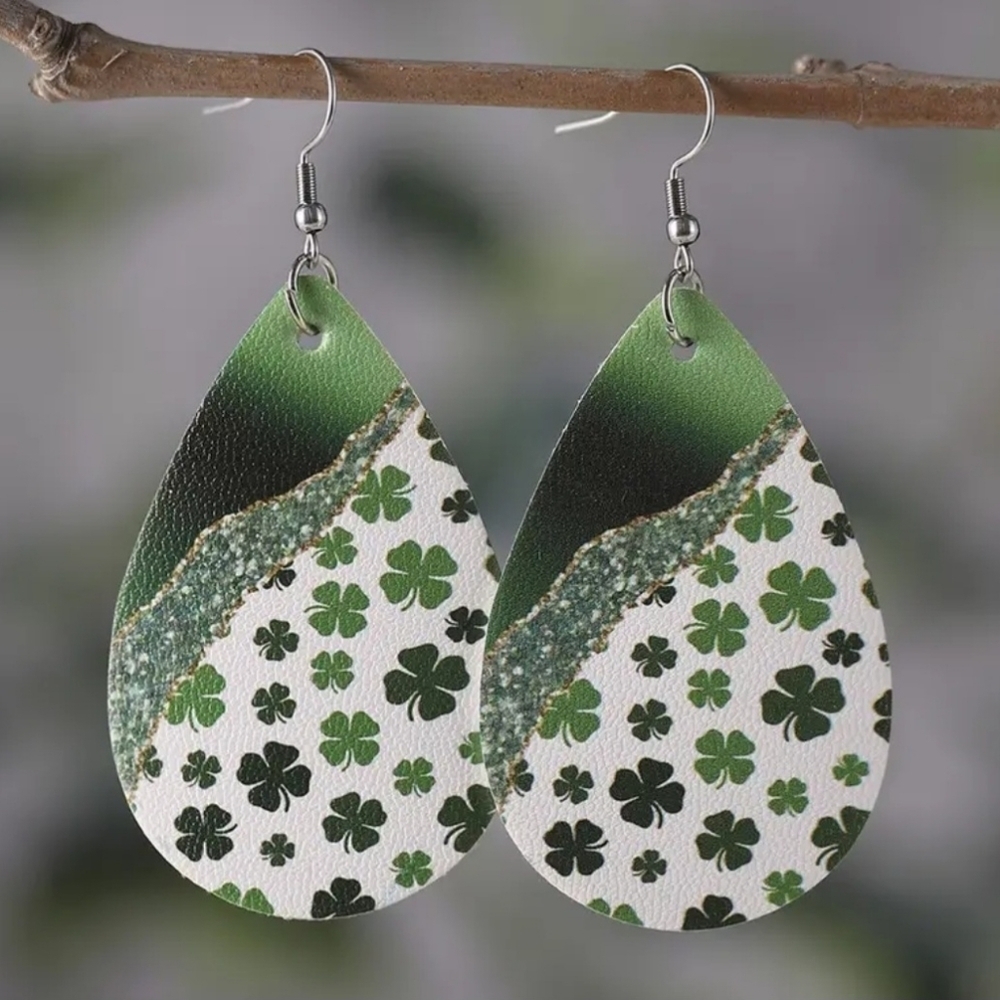 St. Patrick's Day Gradient Four-leaf Clover Earrings, Green Day Earrings.